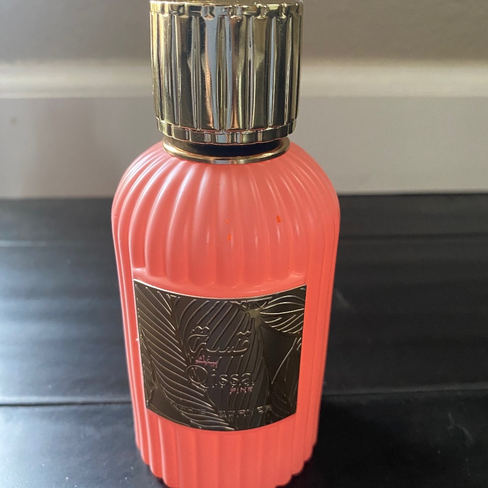 Paris Corner Qissa Pink